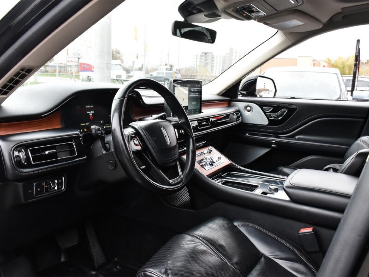 2020 Lincoln Aviator Reserve  Leather   Sunroof   Nav   Cooled Seats Photo