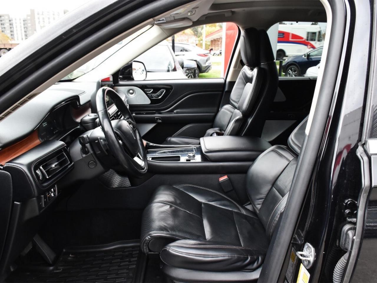 2020 Lincoln Aviator Reserve  Leather   Sunroof   Nav   Cooled Seats Photo