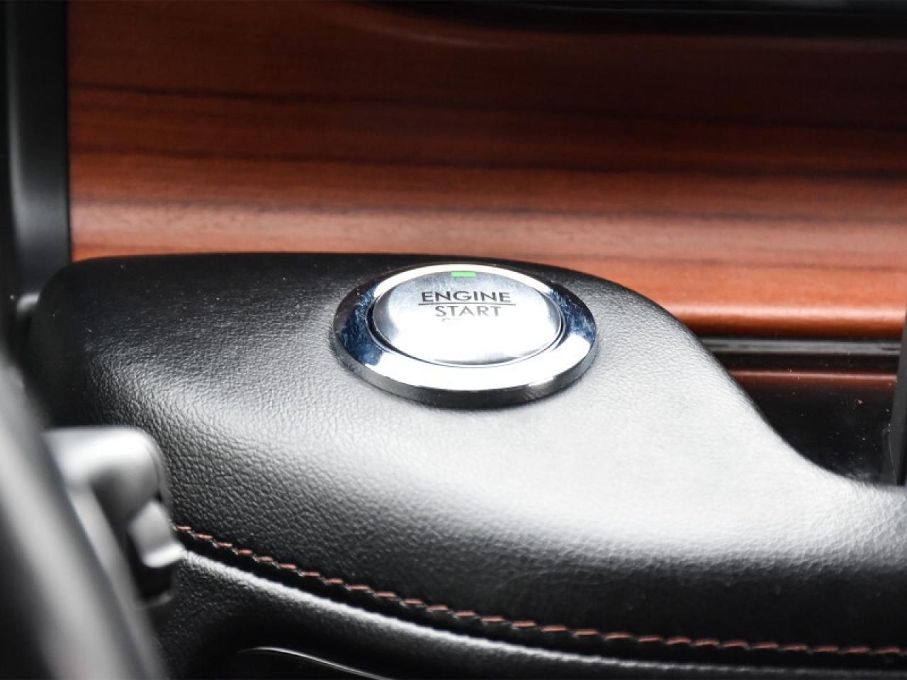 2020 Lincoln Aviator Reserve   Leather   Sunroof   Nav   Cooled & Heate Photo