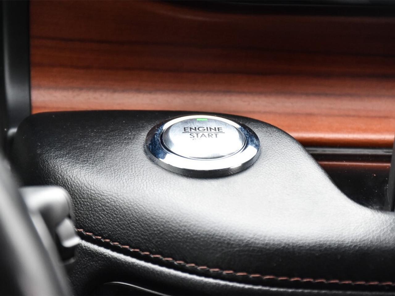 2020 Lincoln Aviator Reserve   Leather   Sunroof   Nav   Cooled & Heate Photo