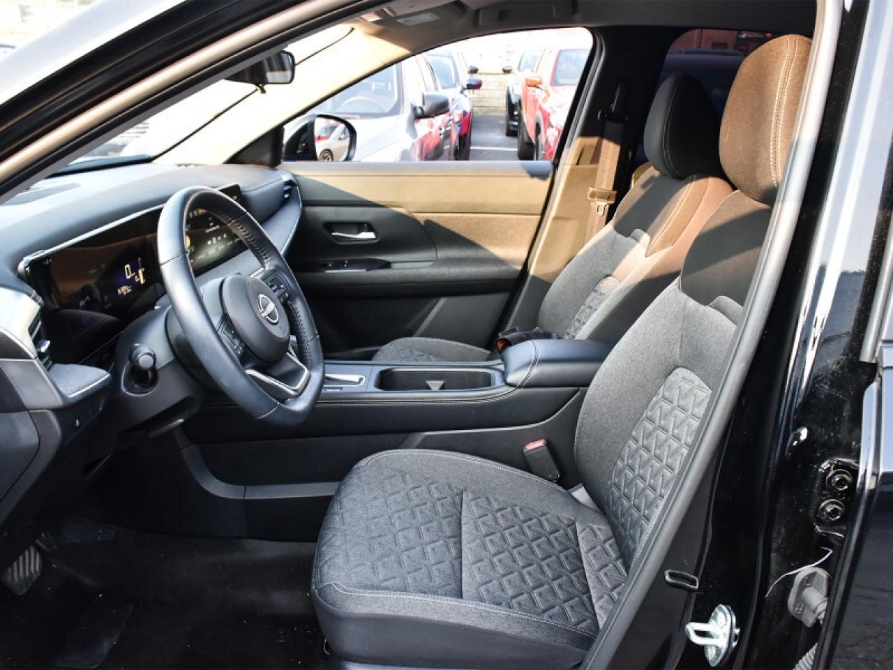 2025 Nissan Kicks SV AWD-Remote Starter  Alloys  Wireless Charging P Photo