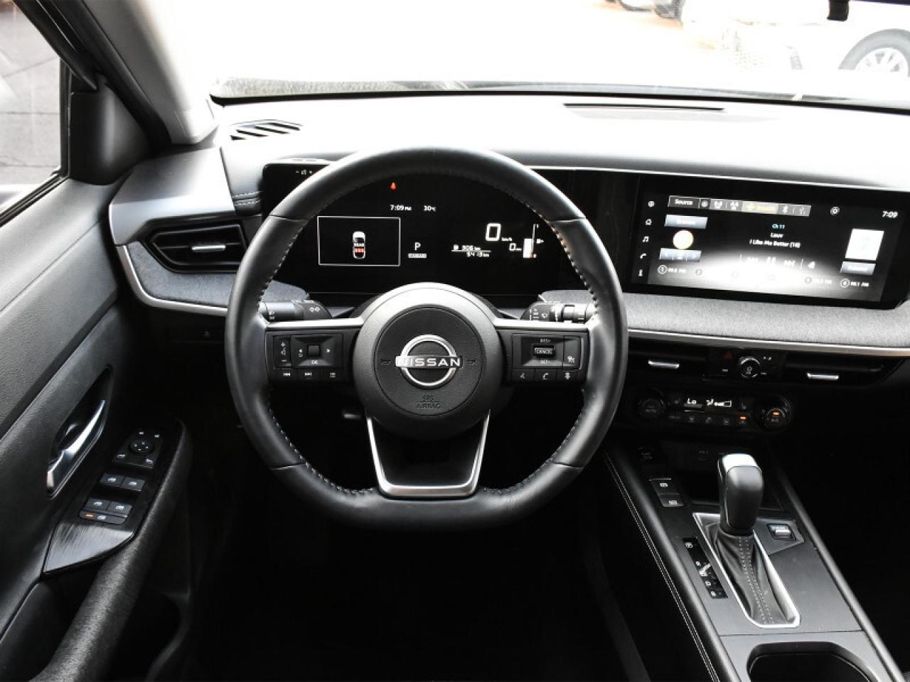 2025 Nissan Kicks SV AWD-Remote Starter  Alloys  Wireless Charging P Photo