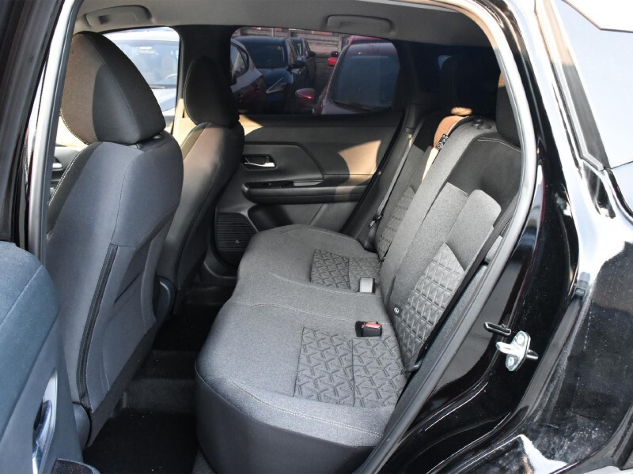 2025 Nissan Kicks SV AWD-Remote Starter  Alloys  Wireless Charging P Photo