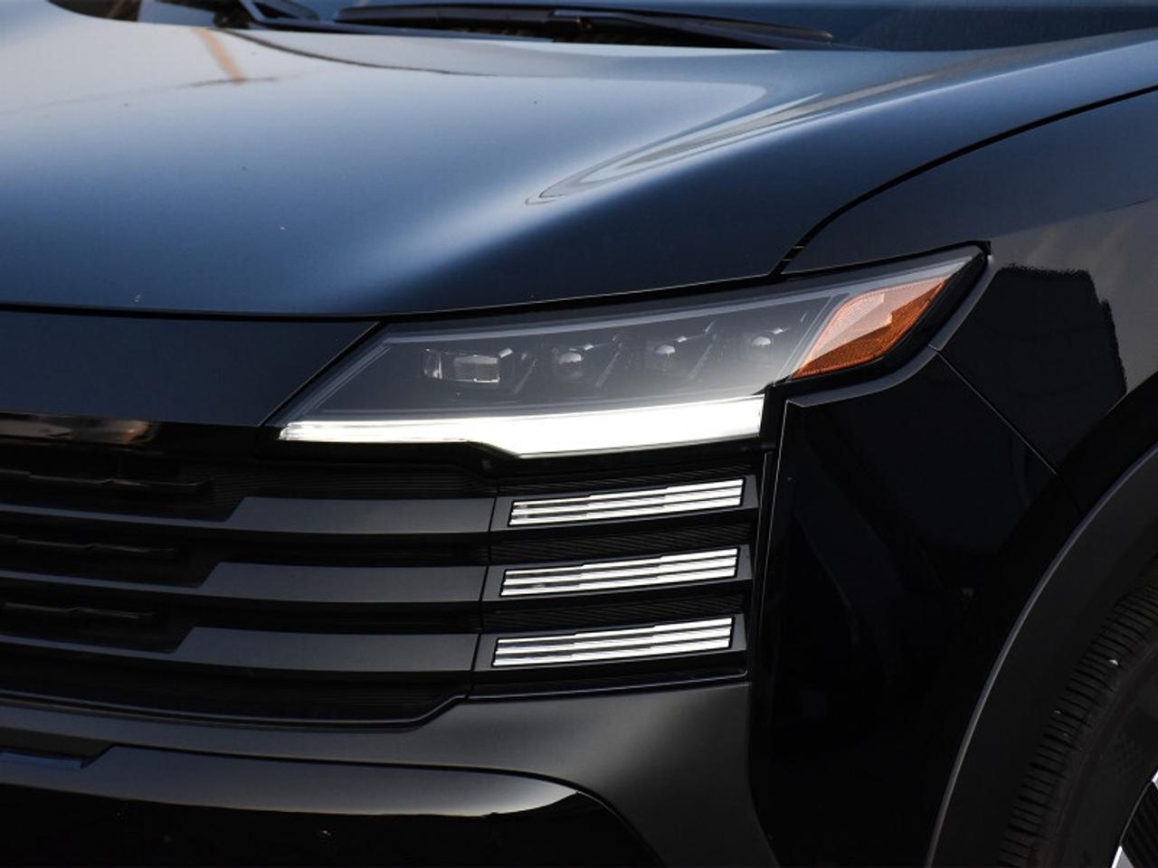 2025 Nissan Kicks SV AWD   Remote Start   Alloys  Wireless Charging Photo