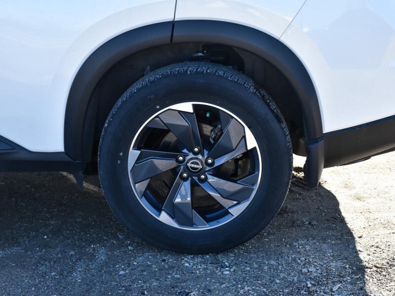 2024 Nissan Rogue SV Moonroof   Adaptive Cruise   CarPlay   Android Photo