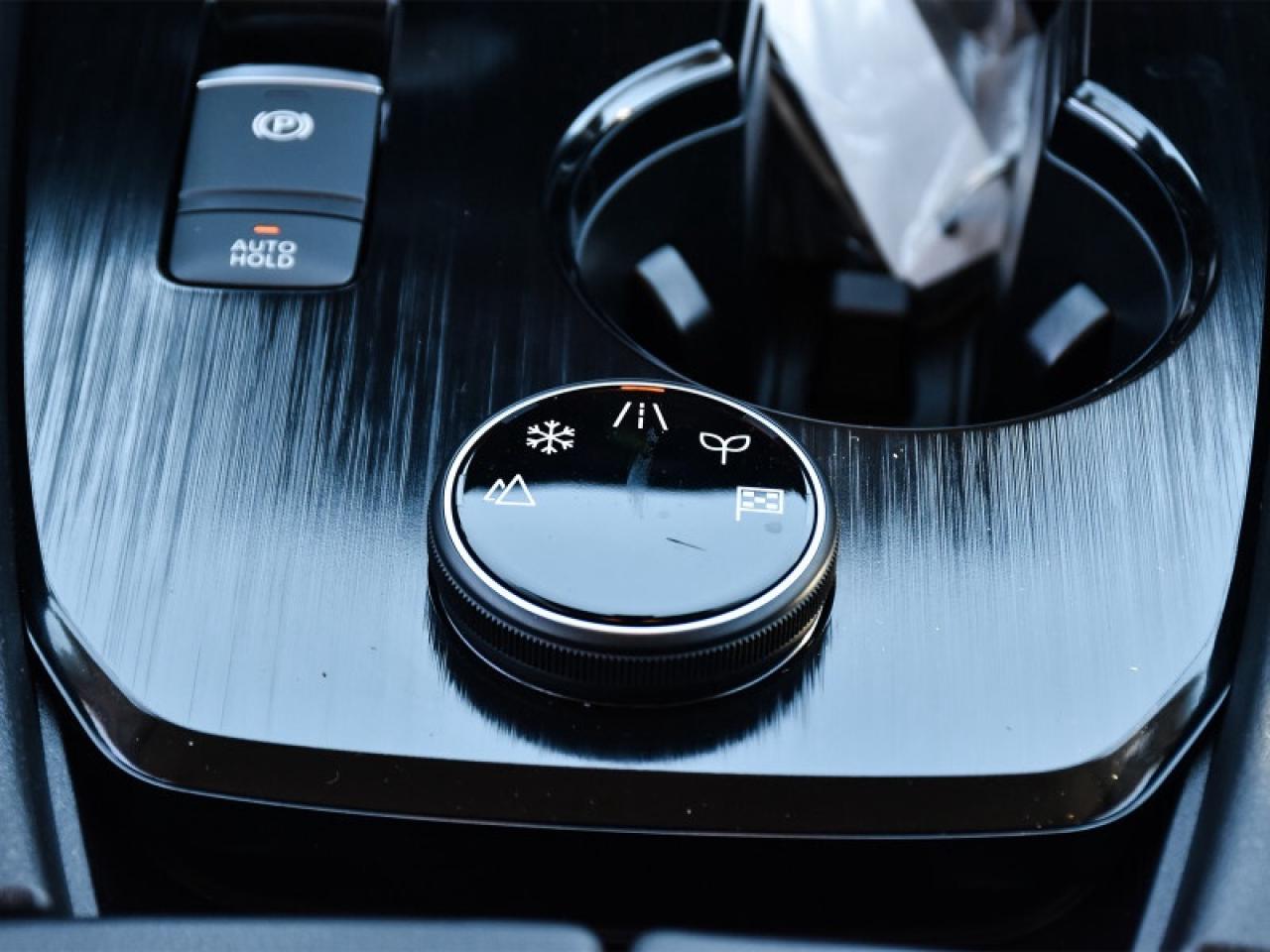 2024 Nissan Rogue SV Moonroof   Adaptive Cruise   CarPlay   Android Photo