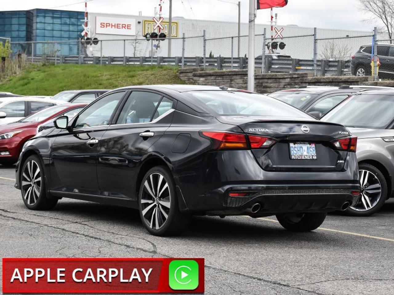 2021 Nissan Altima 2.5 Platinum AWD   Leather   Navi   Roof Photo3