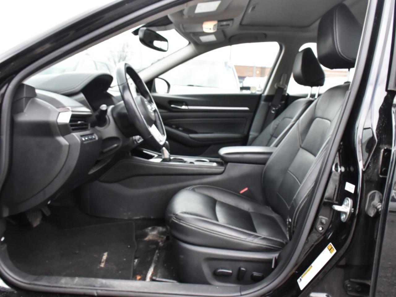 2021 Nissan Altima 2.5 Platinum AWD   Leather   Navi   Roof Photo