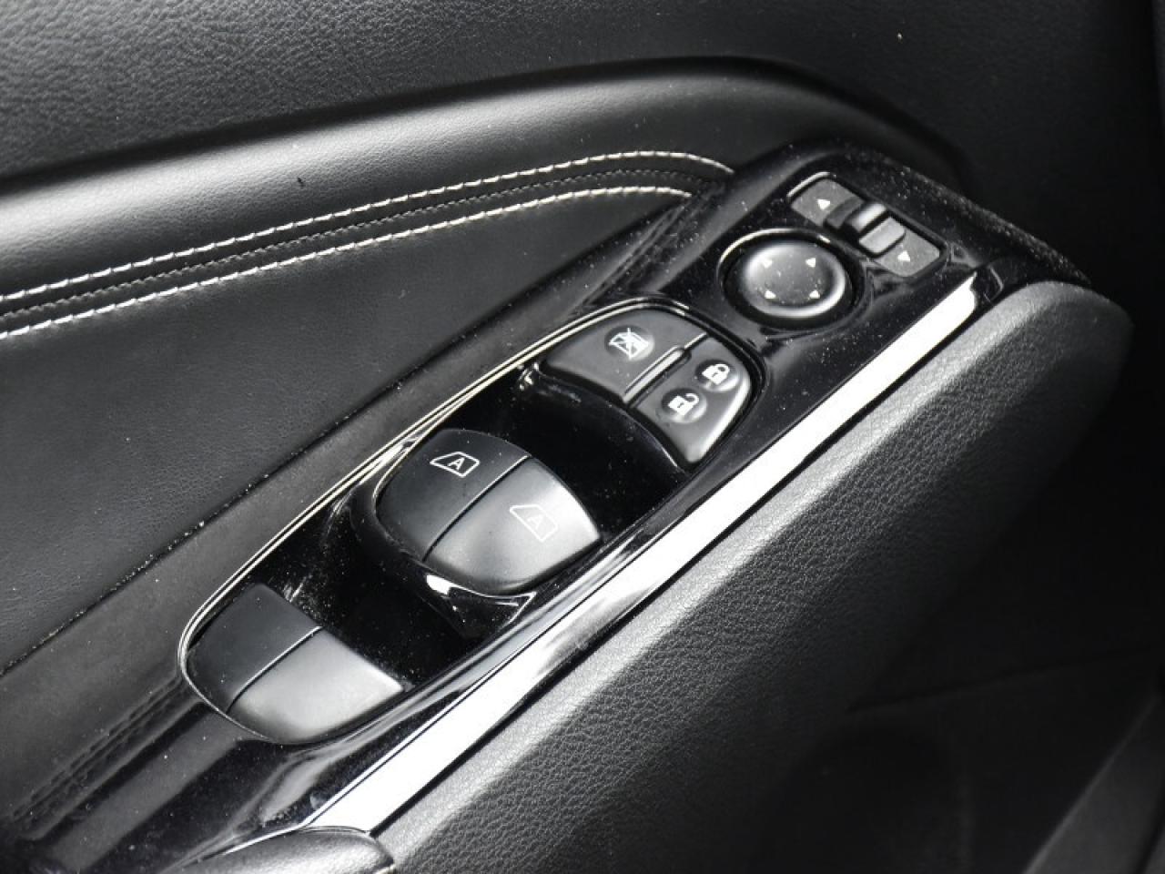 2021 Nissan Altima 2.5 Platinum AWD   Leather   Navi   Roof Photo