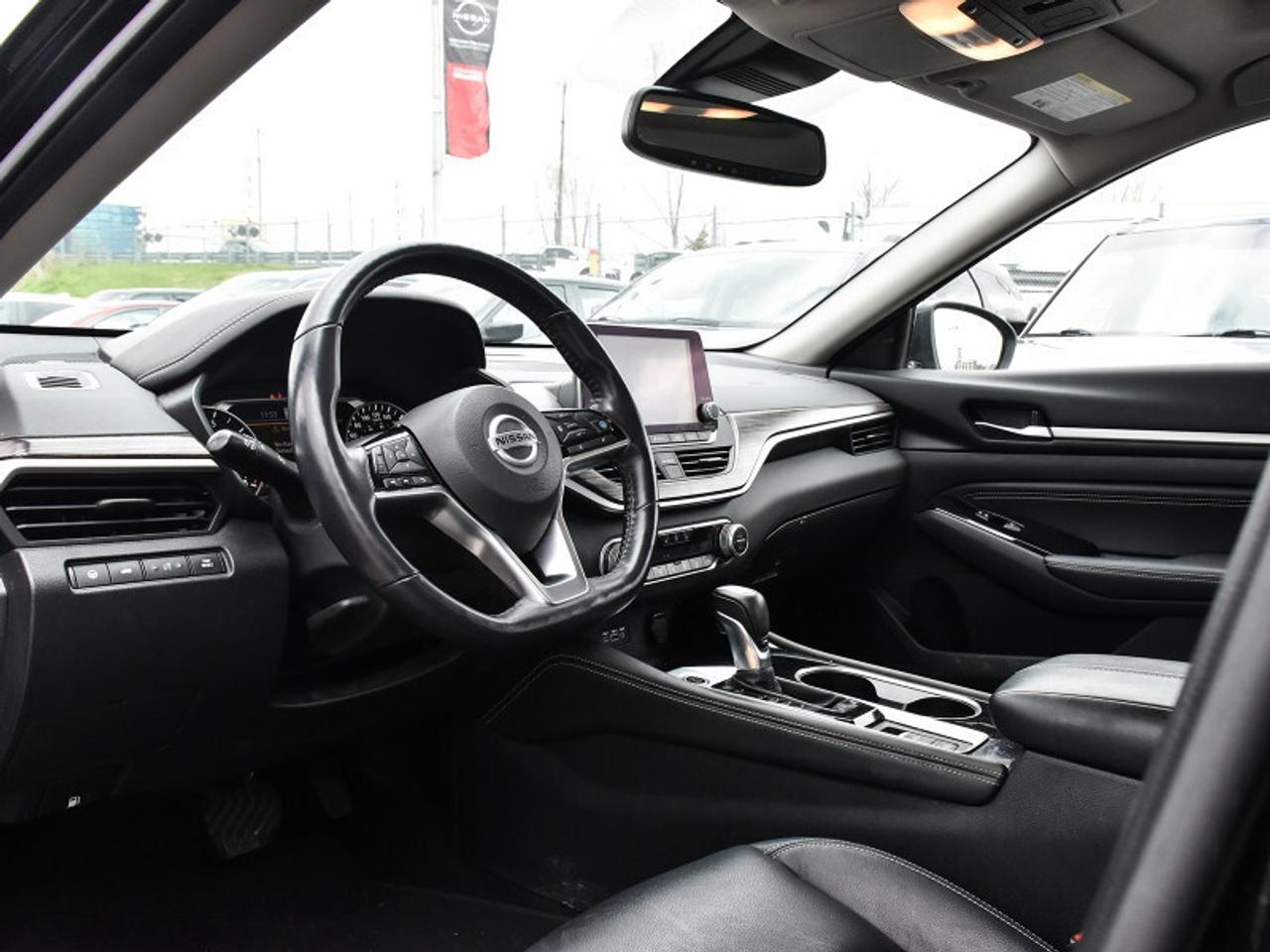 2021 Nissan Altima 2.5 Platinum AWD   Leather   Navi   Roof Photo