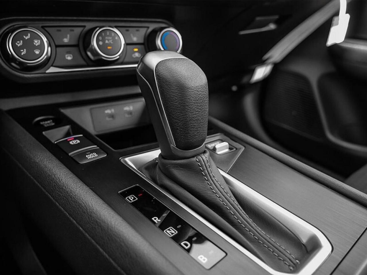 2025 Nissan Kicks S   Carplay   Android Auto   Heated Seats   Rear C Photo