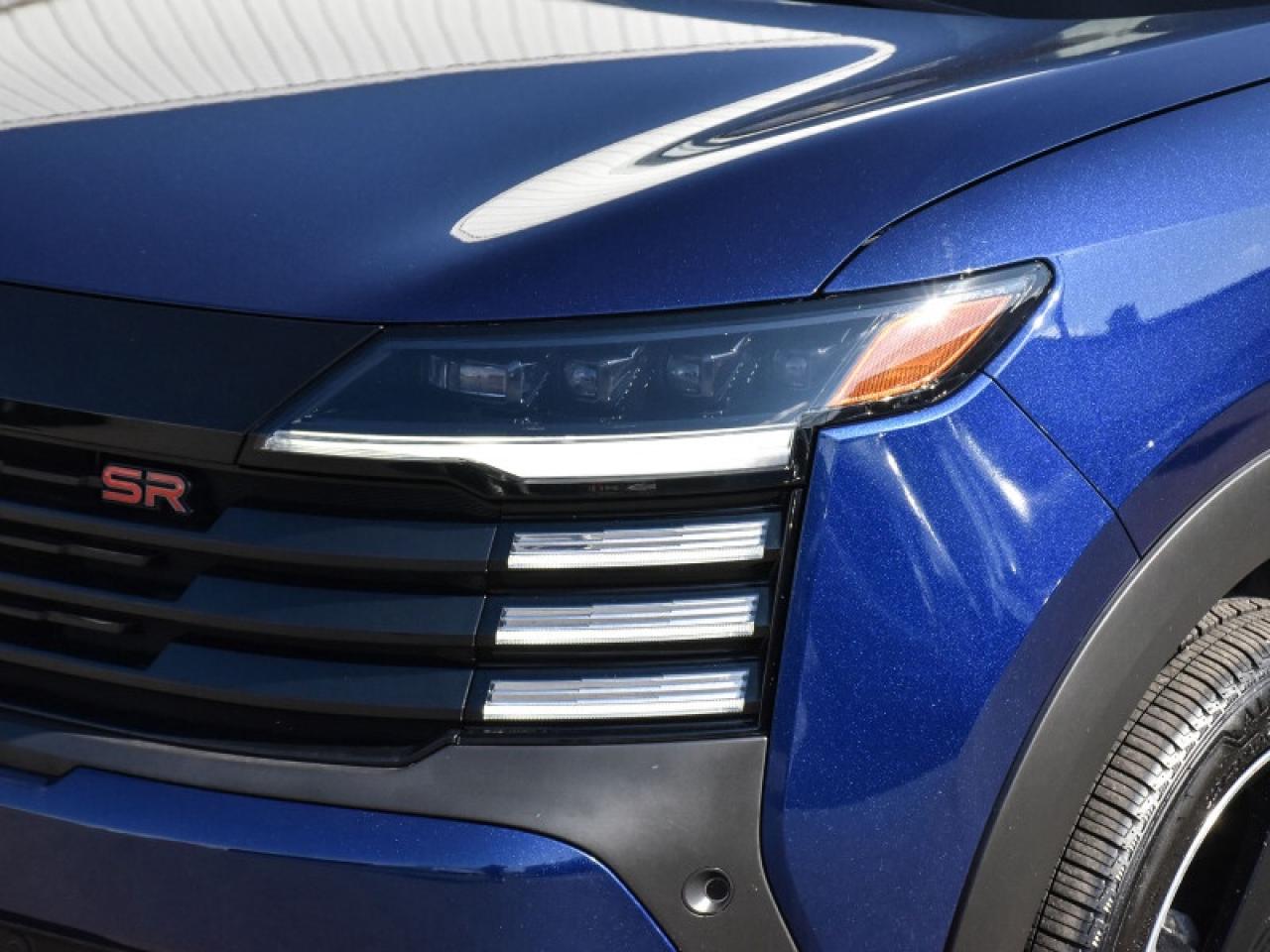 2025 Nissan Kicks SR Premium AWD  Leather   Roof   Bose   CarPlay Photo