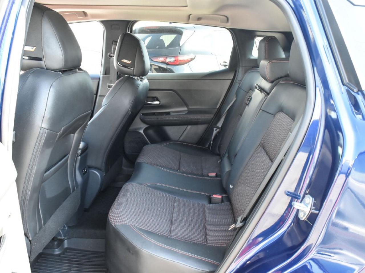 2025 Nissan Kicks SR Premium AWD  Leather   Roof   Bose   CarPlay Photo