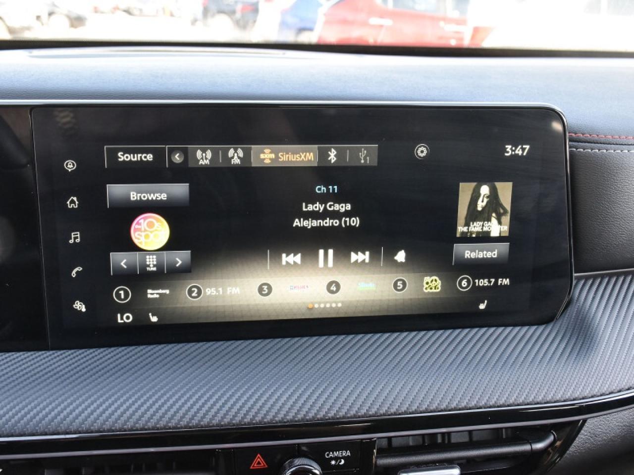 2025 Nissan Kicks SR Premium AWD  Leather   Roof   Bose   CarPlay Photo