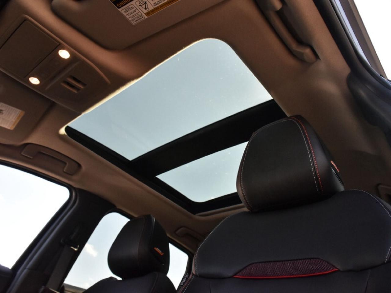 2025 Nissan Kicks SR Premium AWD  Leather   Roof   Bose   CarPlay Photo