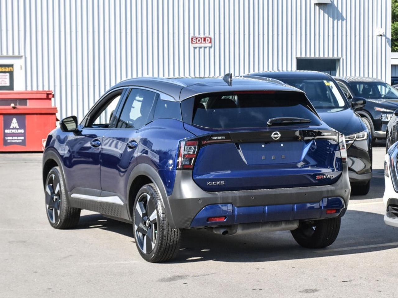 2025 Nissan Kicks SR Premium AWD  Leather   Roof   Bose   CarPlay Photo