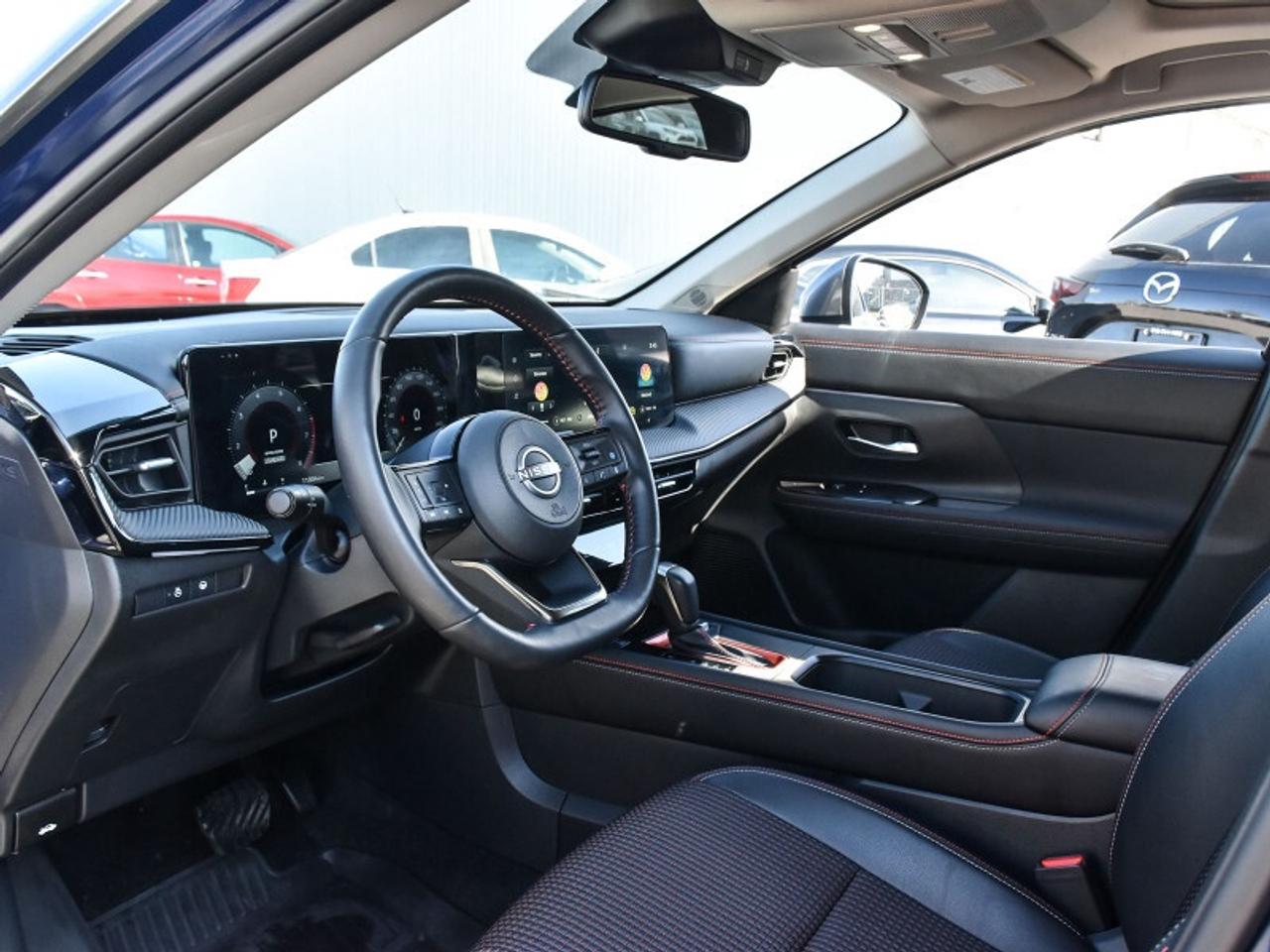 2025 Nissan Kicks SR Premium AWD  Leather   Roof   Bose   CarPlay Photo