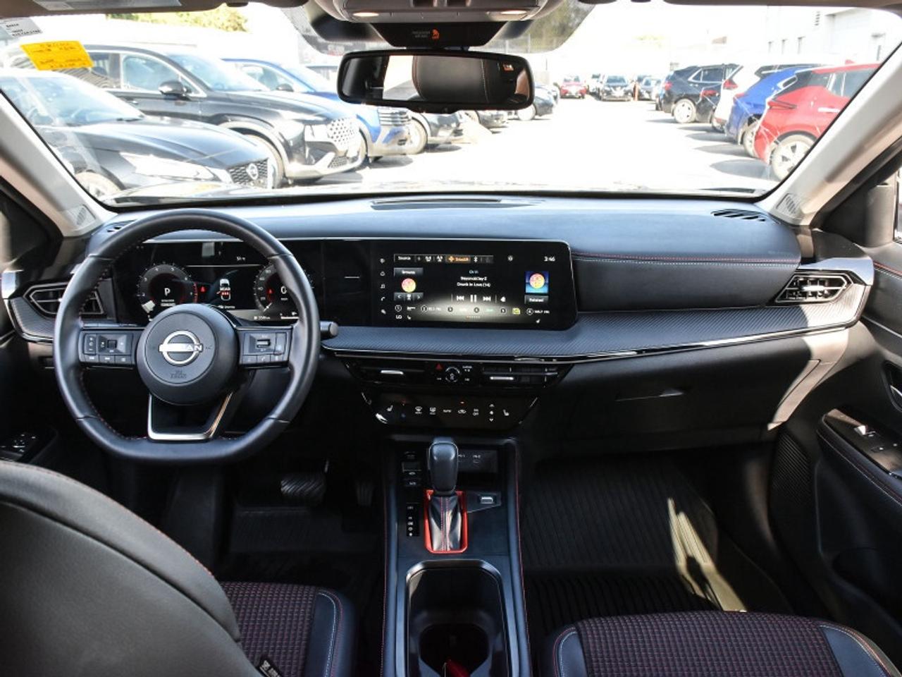 2025 Nissan Kicks SR Premium AWD  Leather   Roof   Bose   CarPlay Photo