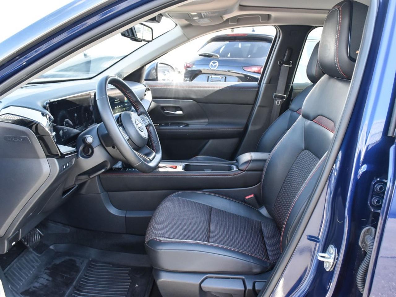 2025 Nissan Kicks SR Premium   Leather   Roof   Bose   CarPlay   And Photo