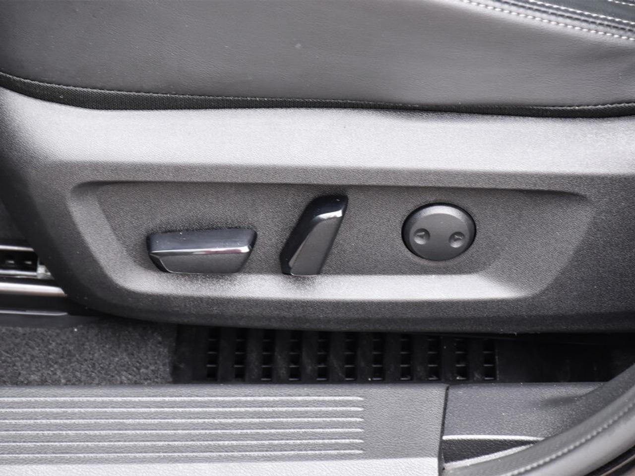 2023 Nissan Rogue Platinum AWD-Leather  Navi  Roof! Photo