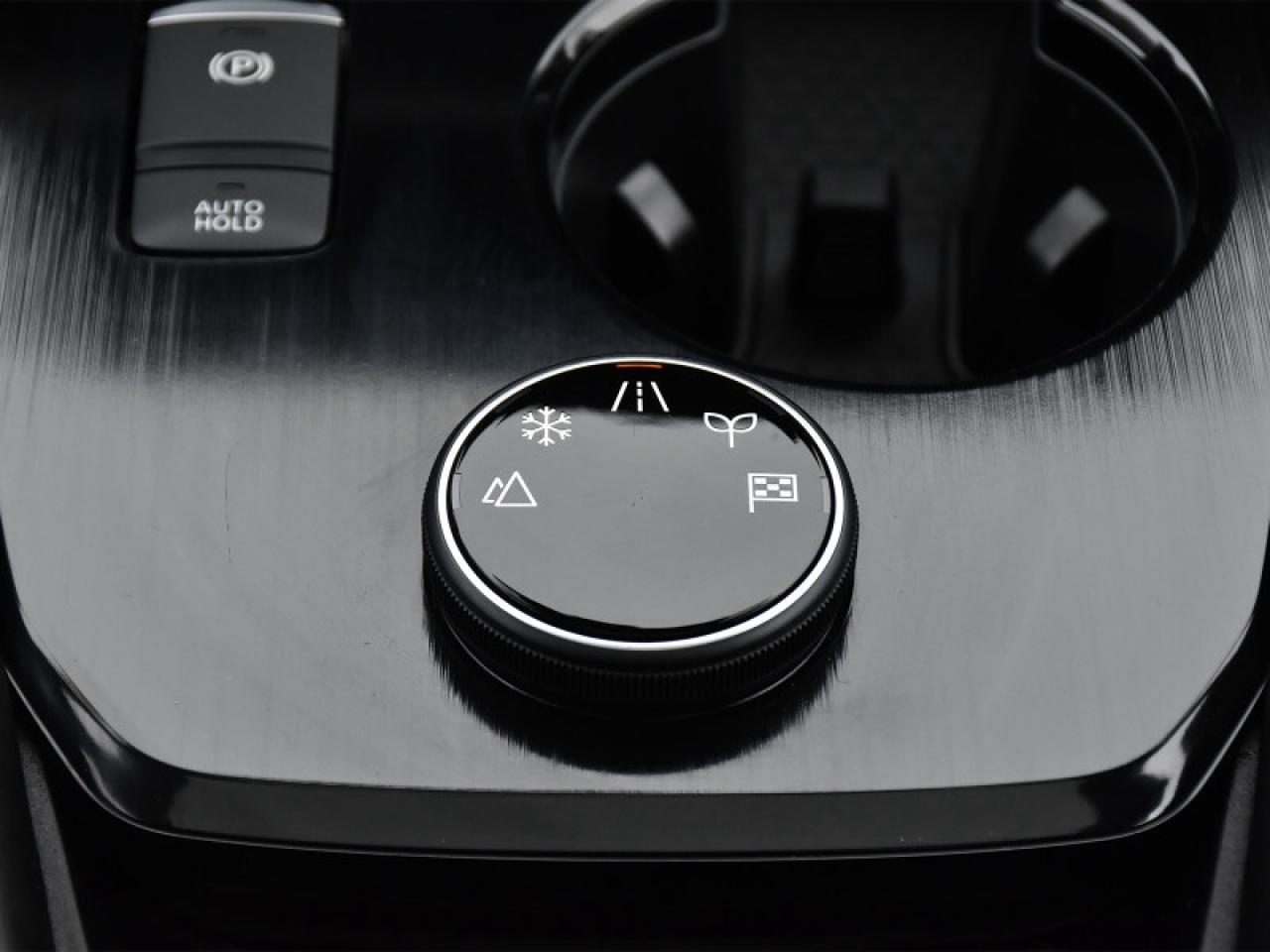 2024 Nissan Rogue Platinum AWD-Leather  Roof  Heads Up Display  Full Photo