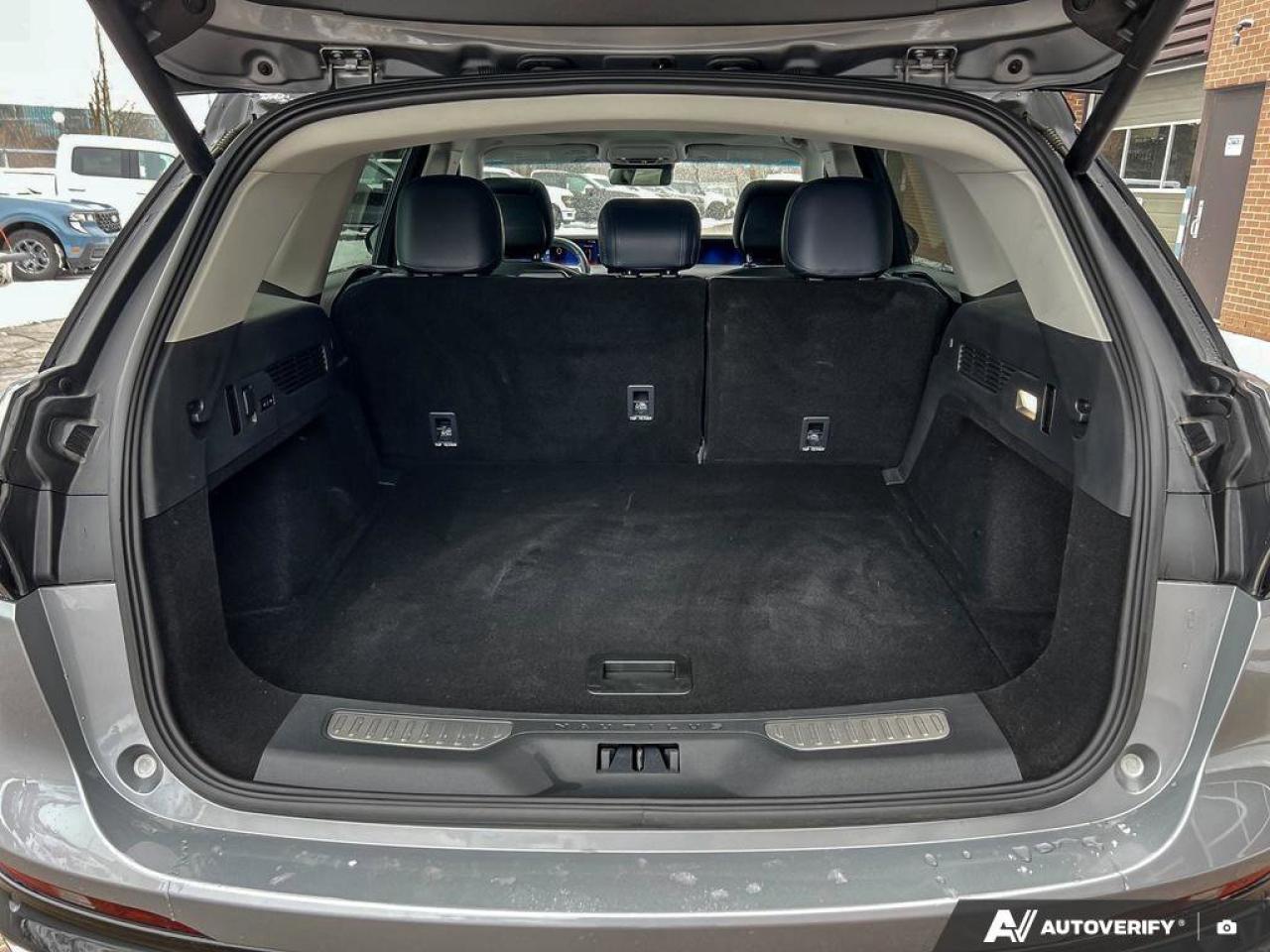 2024 Lincoln Nautilus Reserve   ONE OWNER   LOW KMS   MOONROOF ONE OWNER Photo