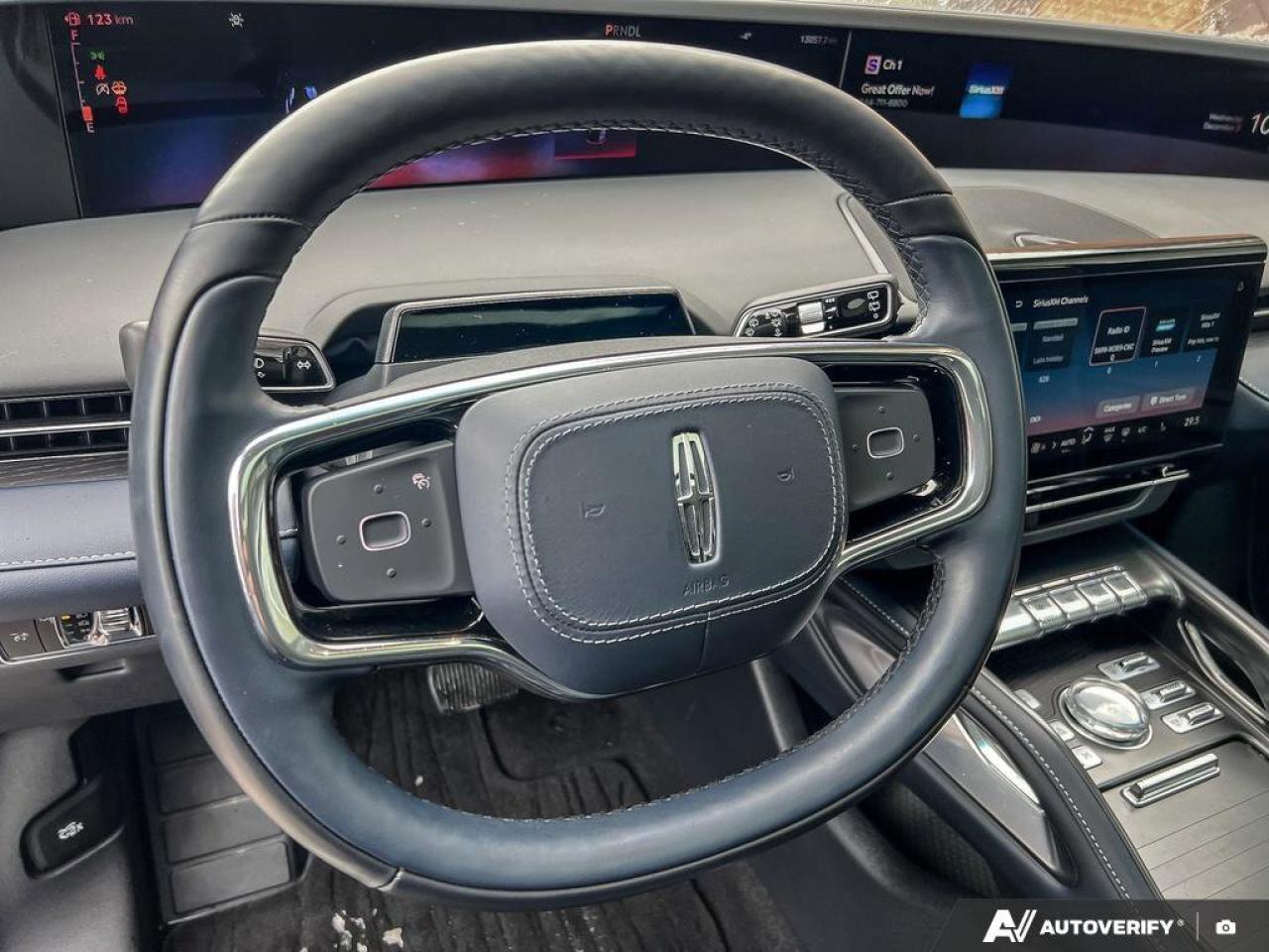 2024 Lincoln Nautilus Reserve   ONE OWNER   LOW KMS   MOONROOF ONE OWNER Photo