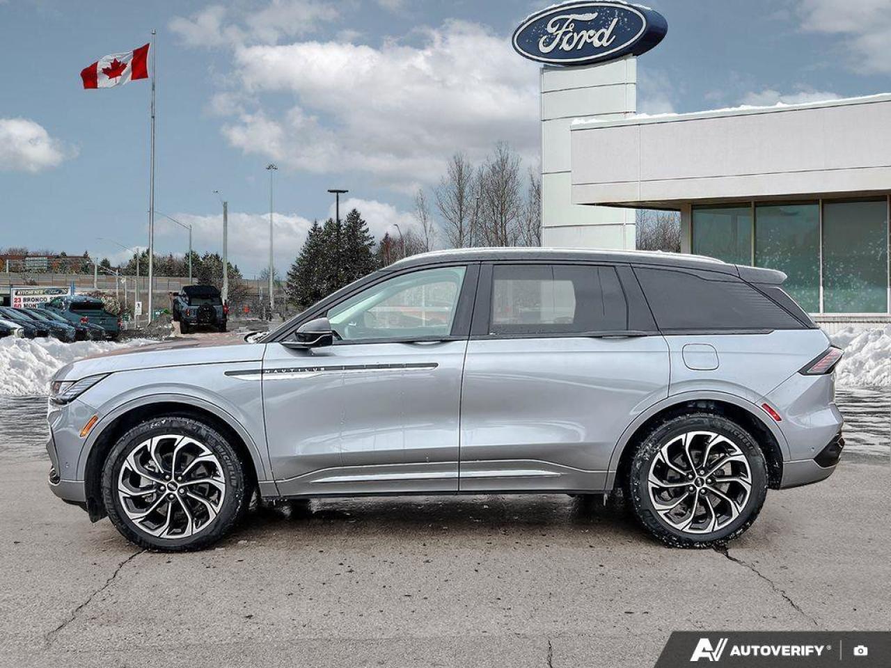 2024 Lincoln Nautilus Reserve   ONE OWNER   LOW KMS   MOONROOF ONE OWNER Photo