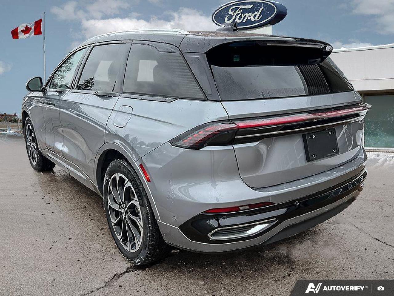 2024 Lincoln Nautilus Reserve   ONE OWNER   LOW KMS   MOONROOF ONE OWNER Photo4