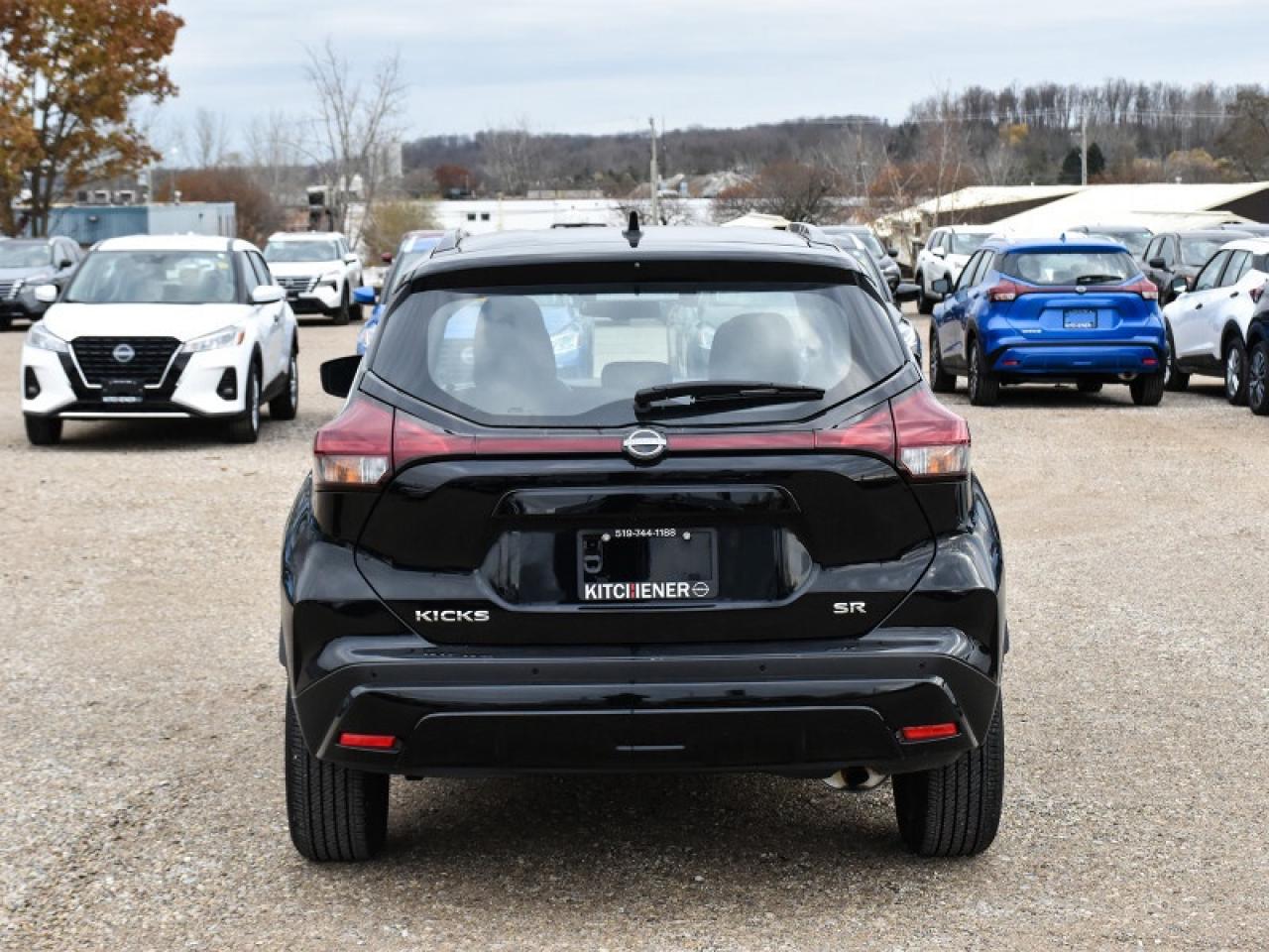 2023 Nissan Kicks SR  CarPlay   Android Auto   Remote Start   Heated Photo