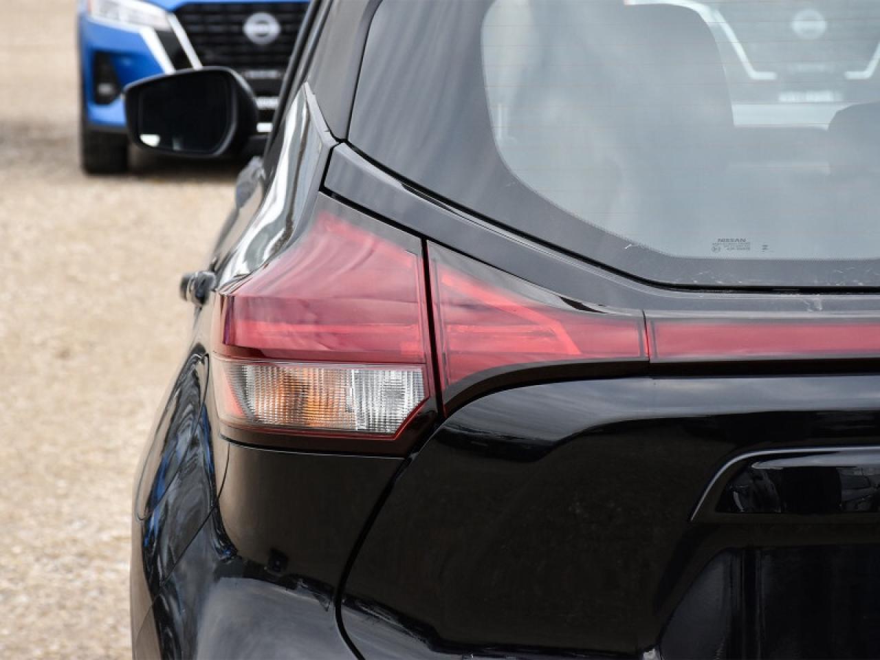 2023 Nissan Kicks SR   Heated Seats   Remote Start   Apple CarPlay Photo