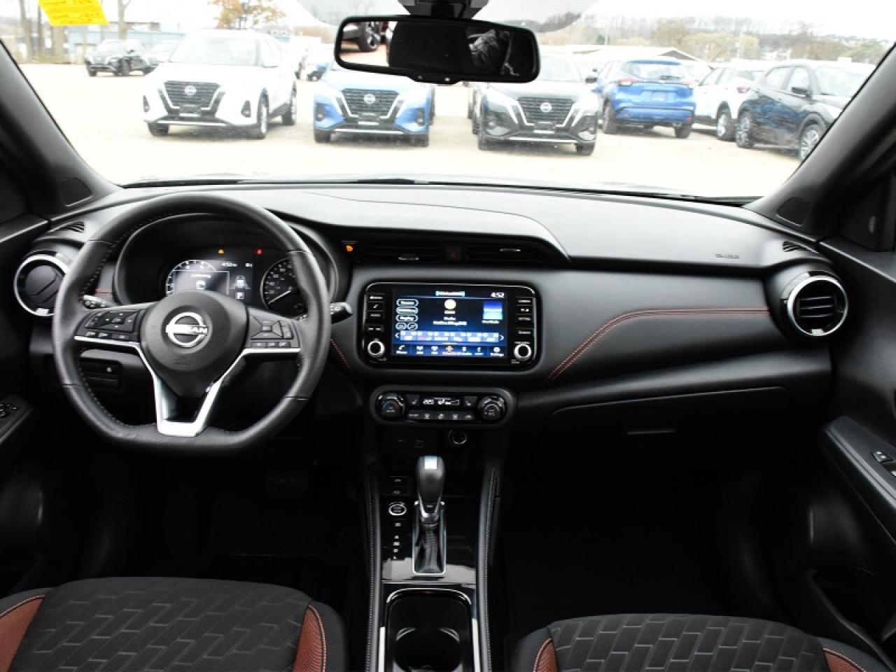 2023 Nissan Kicks SR   Heated Seats   Remote Start   Apple CarPlay Photo