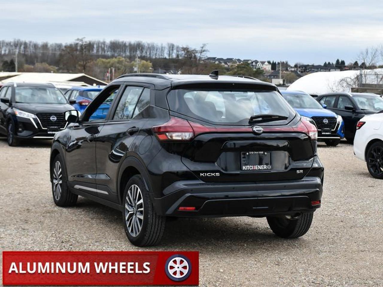 2023 Nissan Kicks SR   Heated Seats   Remote Start   Apple CarPlay Photo