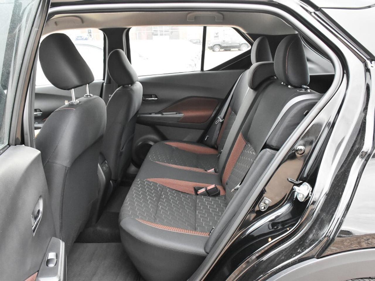 2023 Nissan Kicks SR   Heated Seats   Remote Start   Apple CarPlay Photo