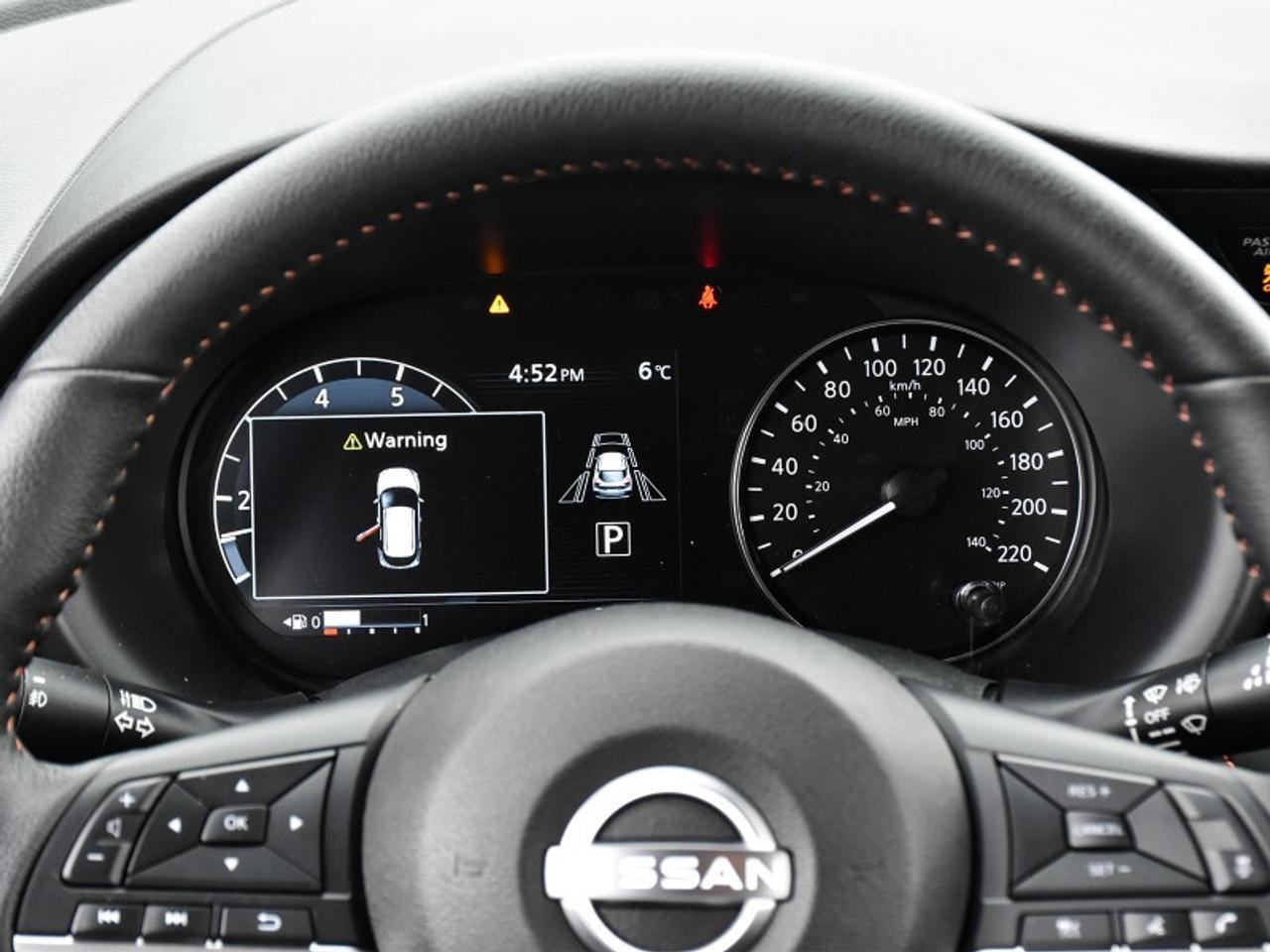 2023 Nissan Kicks SR   Heated Seats   Remote Start   Apple CarPlay Photo