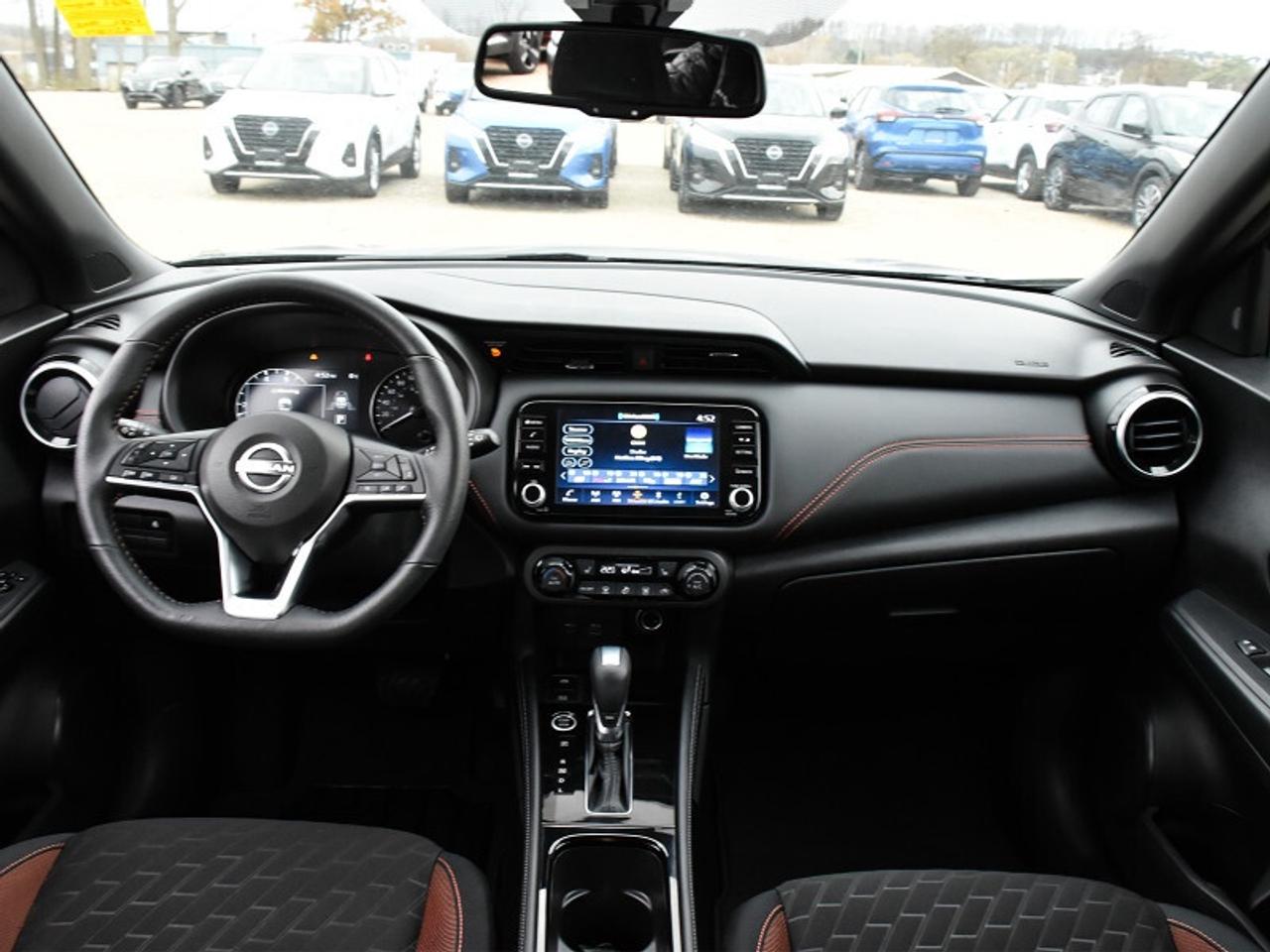 2023 Nissan Kicks SR   Heated Seats   Remote Start   Apple CarPlay Photo