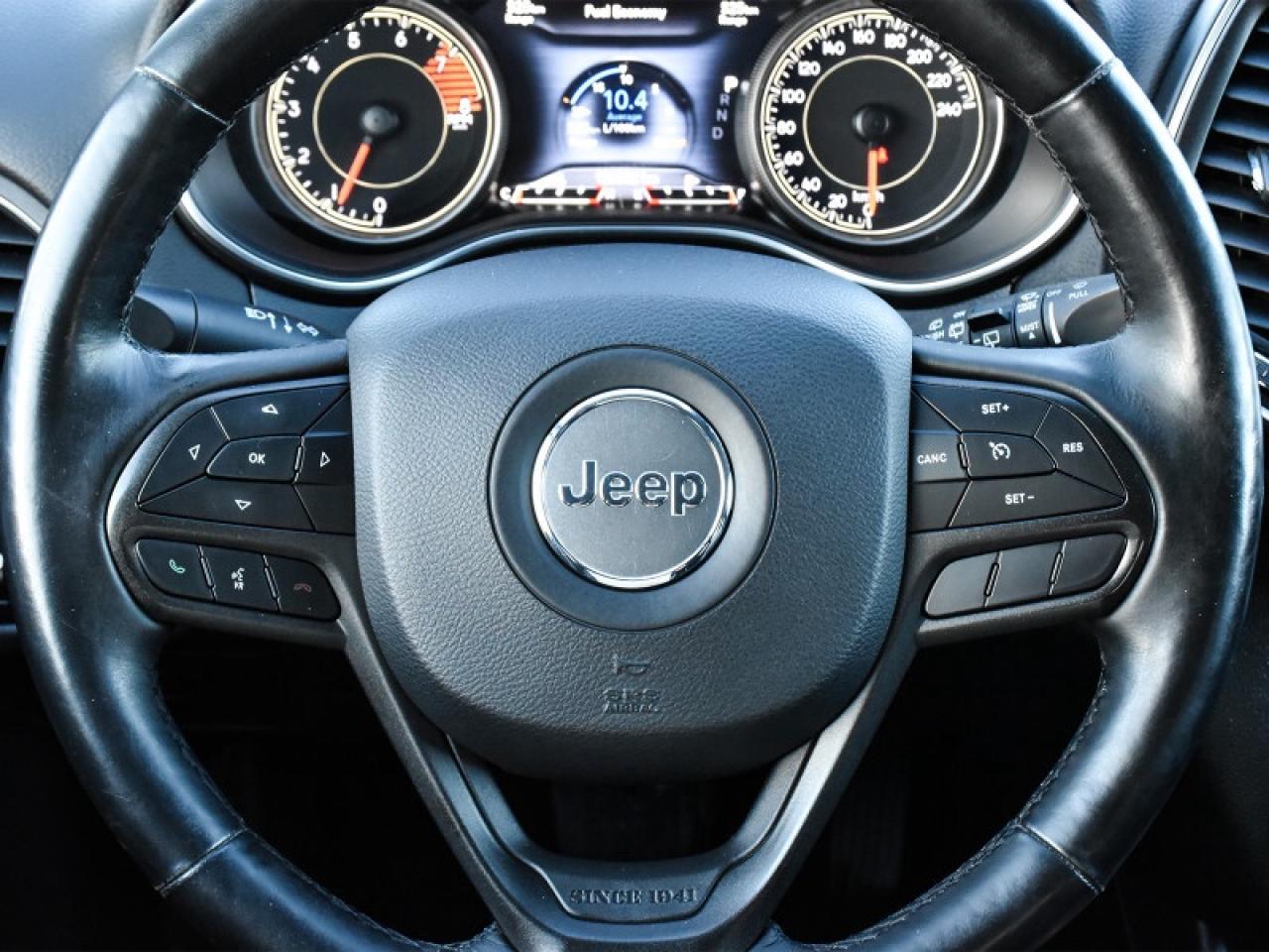 2019 Jeep Cherokee Trailhawk   Leather   CarPlay   Android Auto   Hea Photo