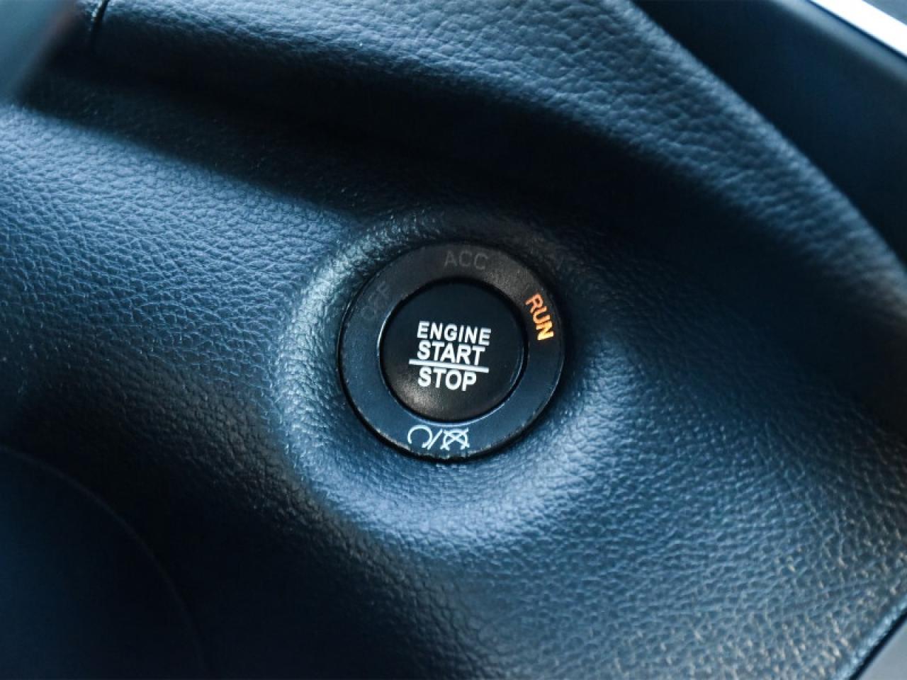 2019 Jeep Cherokee Trailhawk   Leather   CarPlay   Android Auto   Hea Photo