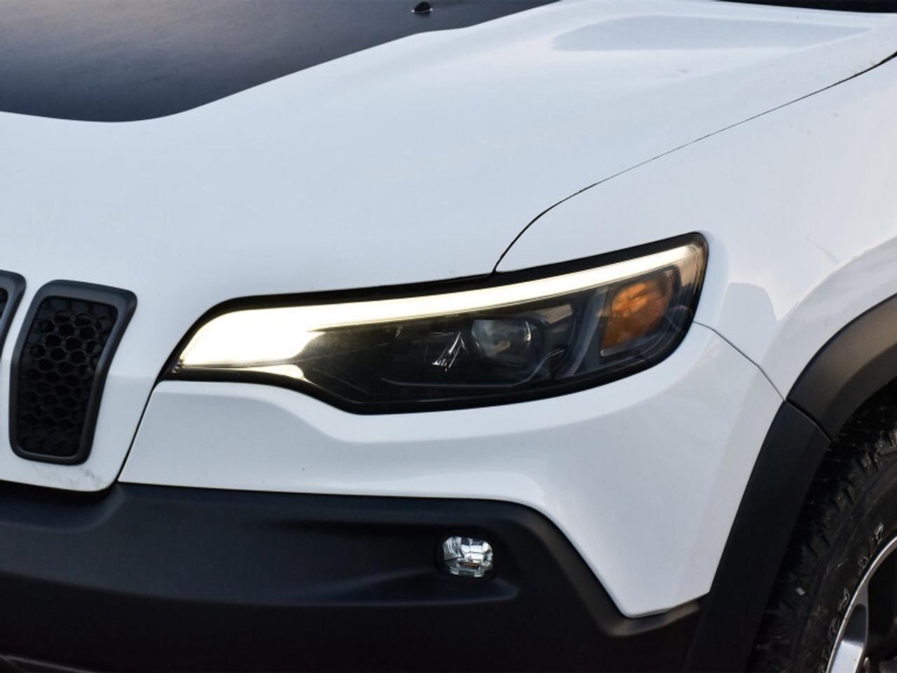 2019 Jeep Cherokee Trailhawk   Leather   CarPlay   Android Auto   Hea Photo