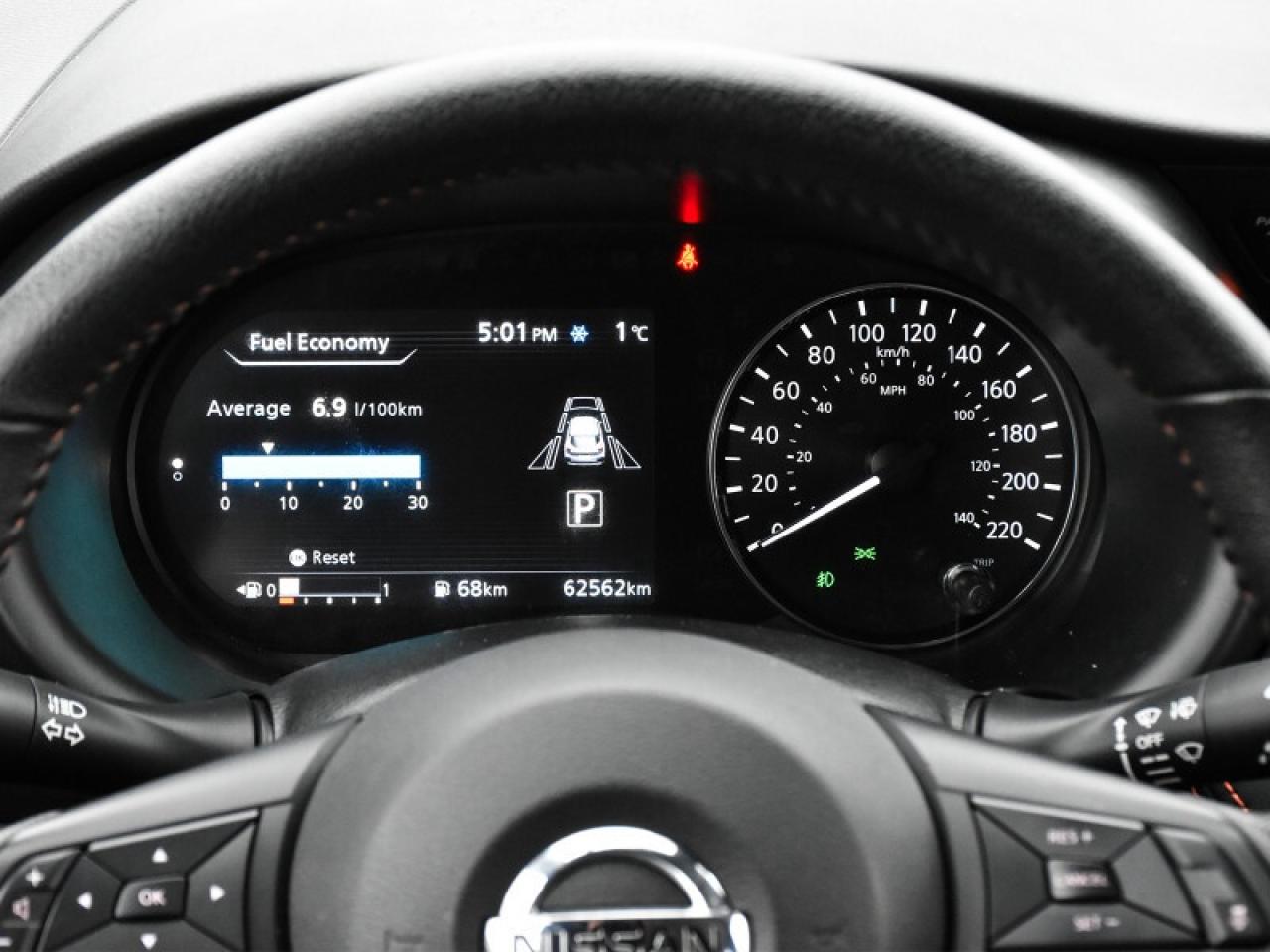 2021 Nissan Kicks SR  Carplay   Android Auto   Heated Seats & Steeri Photo