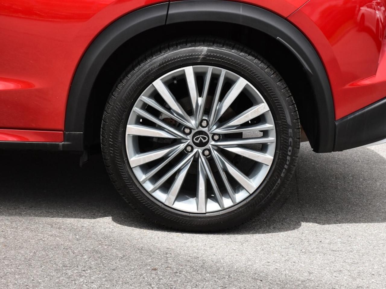 2024 Infiniti QX50 Sensory AWD-Pano Roof  Leather  Navi! Photo