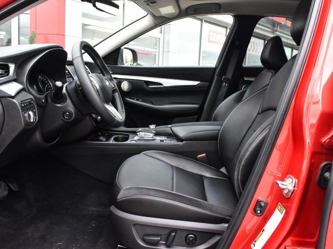 2024 Infiniti QX50 Sensory AWD-Pano Roof  Leather  Navi! Photo