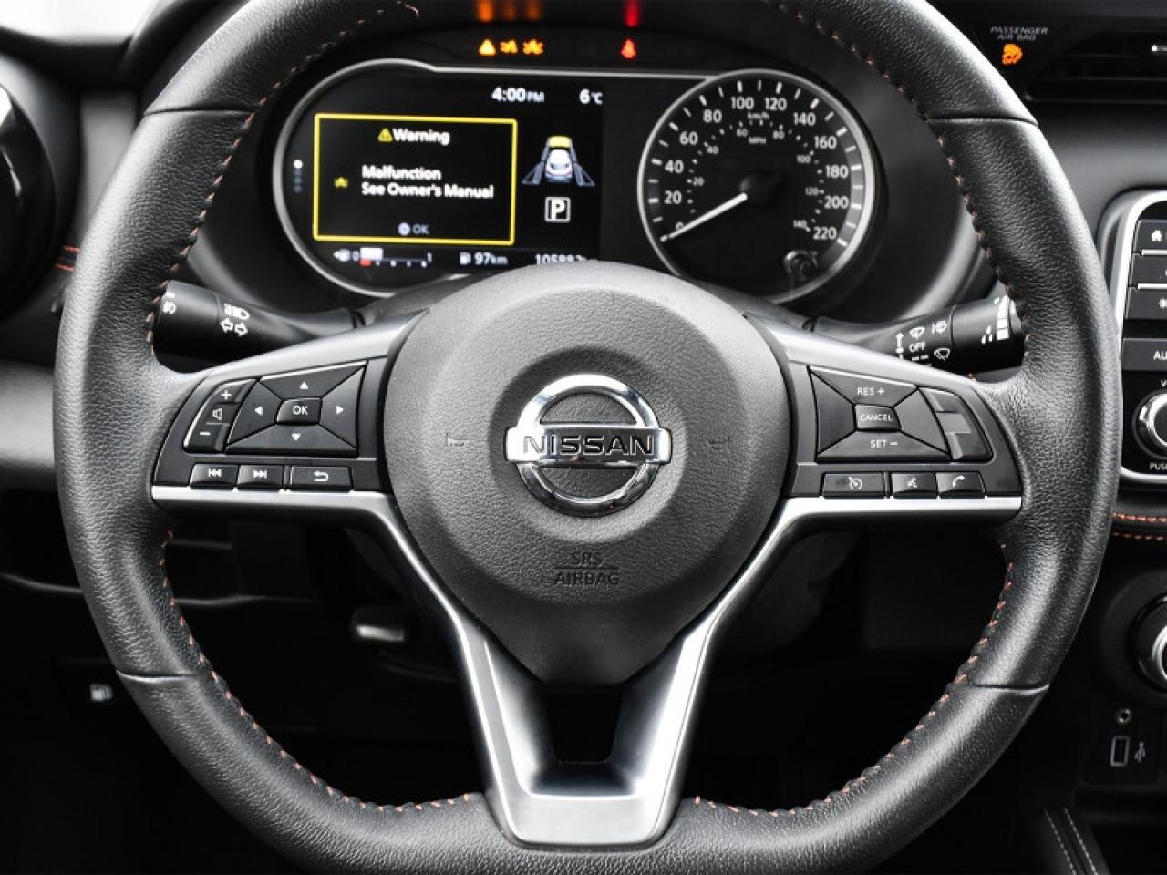 2020 Nissan Kicks SR  Carplay, Android Auto, Remote Start, Remote St Photo