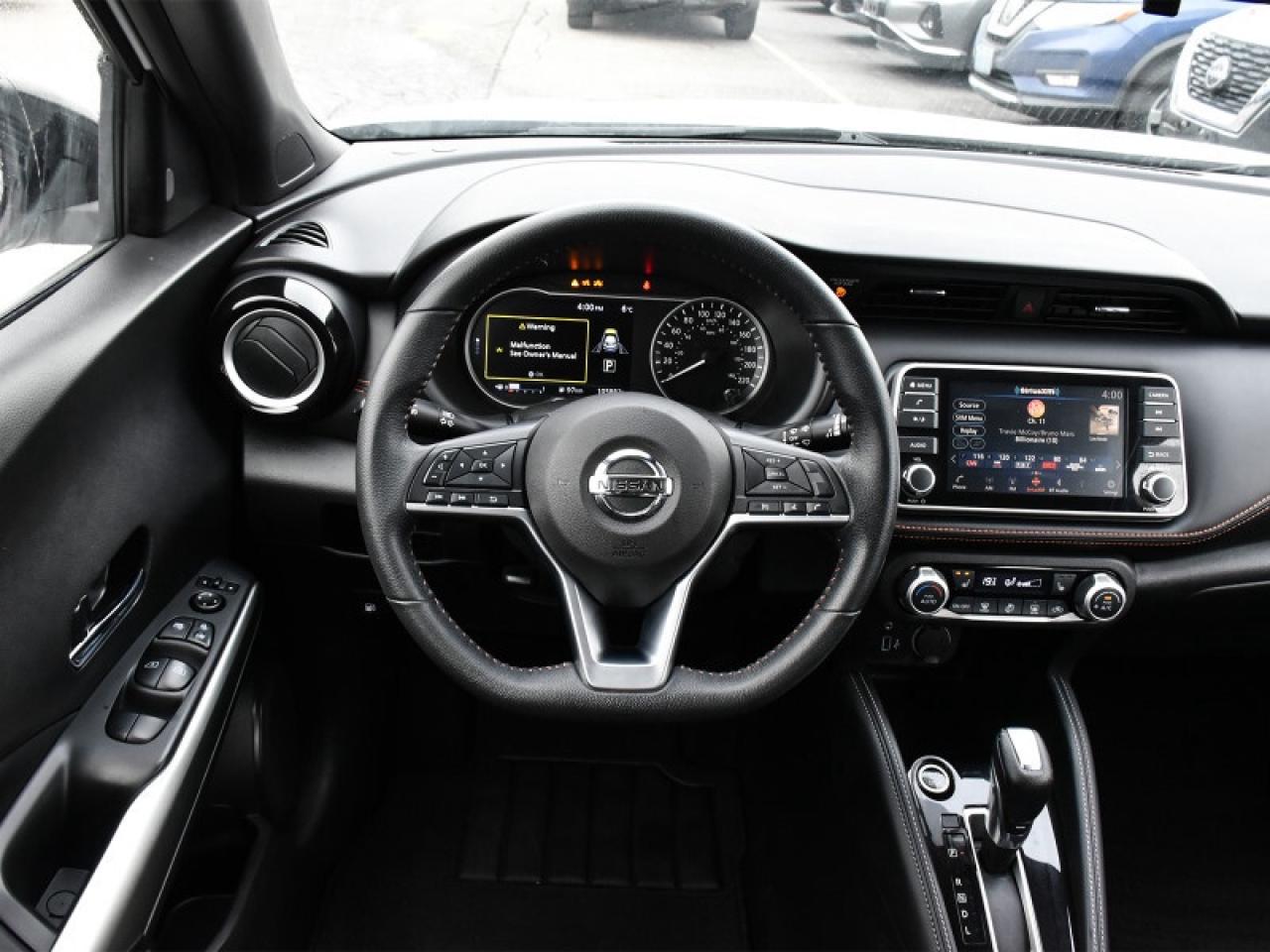 2020 Nissan Kicks SR  Carplay, Android Auto, Remote Start, Remote St Photo