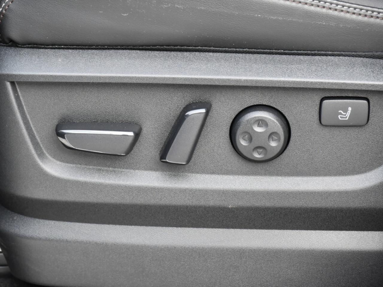 2025 Nissan Armada Platinum Reserve   Leather   Sunroof   HUD   Massa Photo