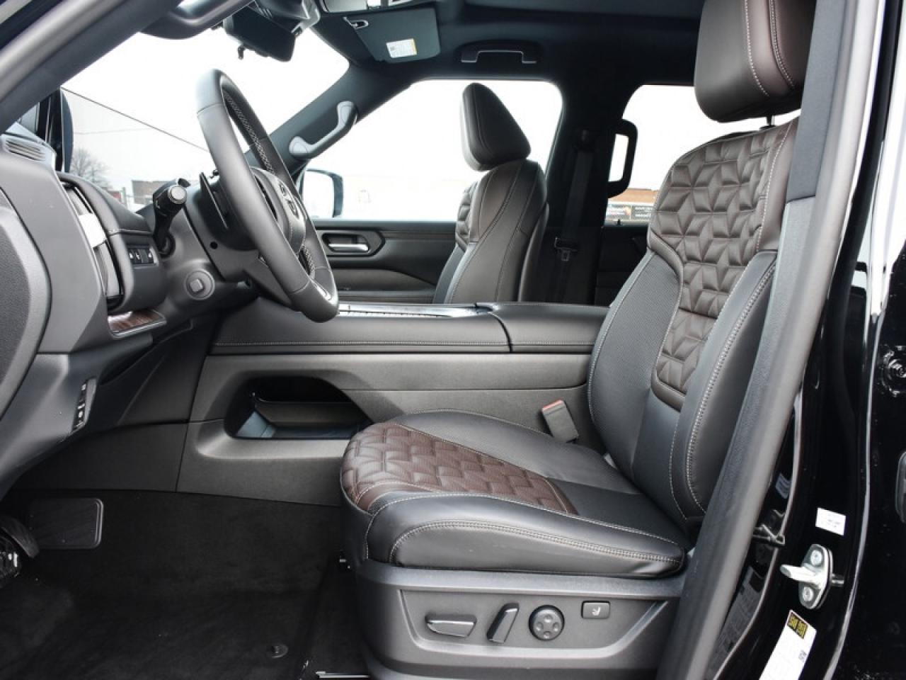 2025 Nissan Armada Platinum Reserve   Leather   Sunroof   HUD   Massa Photo