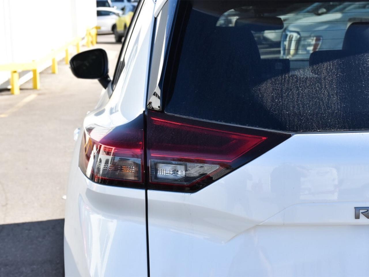 2024 Nissan Rogue Platinum AWD-Leather  Roof  Heads Up Display  Full Photo