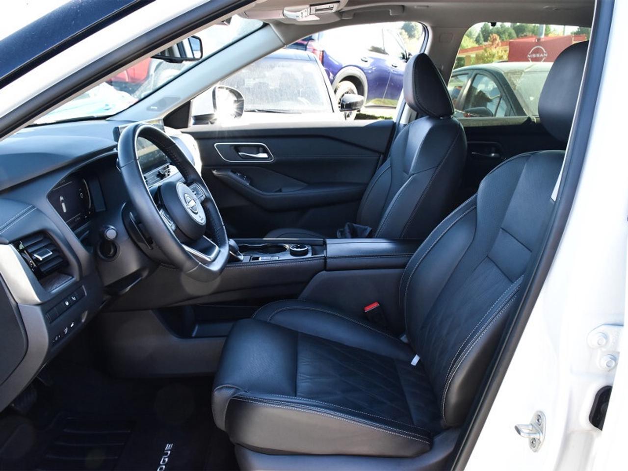 2024 Nissan Rogue Platinum AWD-Leather  Roof  Heads Up Display  Full Photo