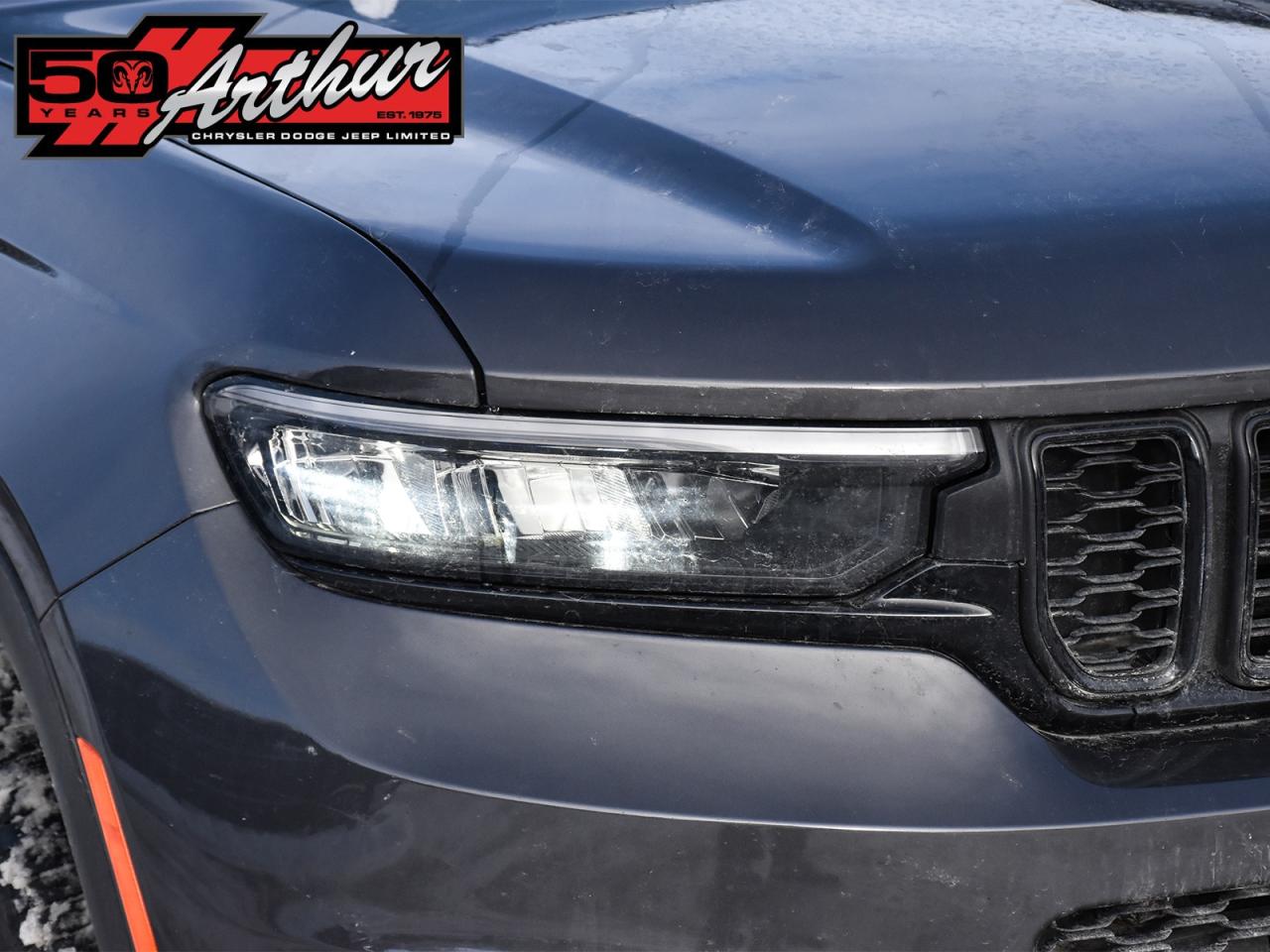 2024 Jeep Grand Cherokee L L LIMITED 4X4 Photo