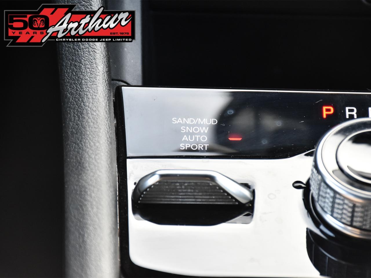 2024 Jeep Grand Cherokee L L LIMITED 4X4 Photo